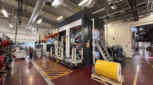 windmoeller-hoelscher-miraflex-al8-8-color-ci-flexo-press-2013-02